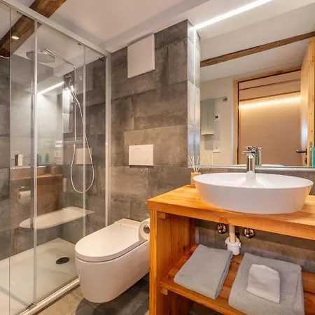 The Maisonette, The Luxury Edition In The Center By Inspiring Places *